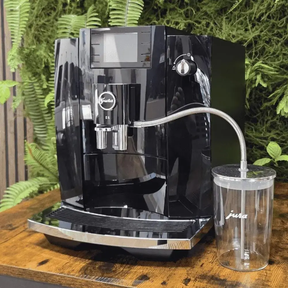 JURA E6 Piano Black Occasion uit 2024 [EC] - Image 3